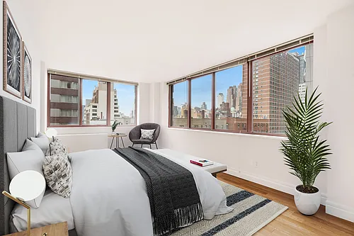 260 W 52nd St #15-F Photo 1
