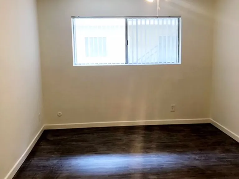 MC 1602 Winona Properties, LLC (140 Hoover) — Photo 18