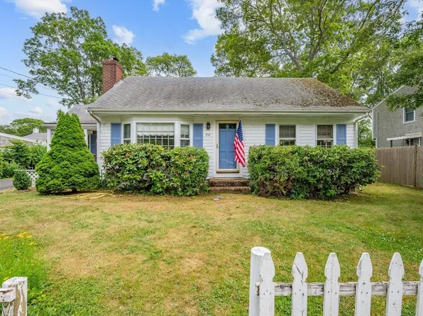 358 Old Craigville Rd, Barnstable, MA 02630