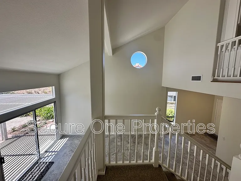 1740 Amarelle St — Photo 17