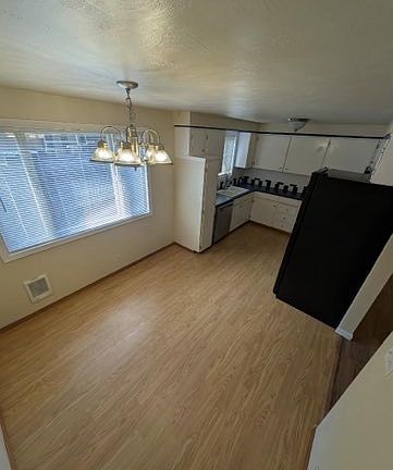 2nd image of 664 Thompson Ave NE #664
