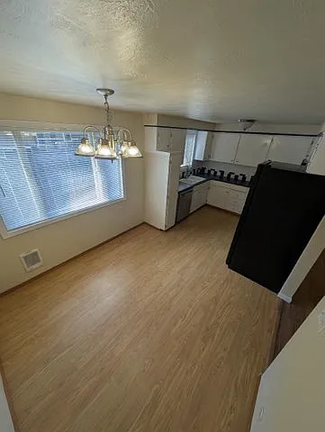 664 Thompson Ave NE #664 — Photo 2