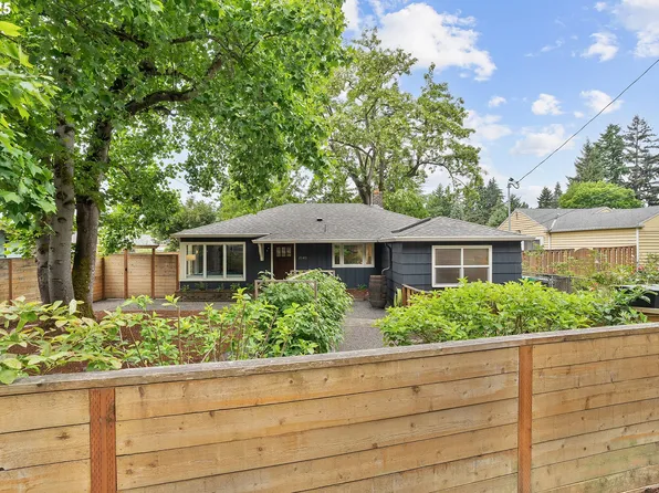 2543 NE 92nd Ave, Portland, OR 97220