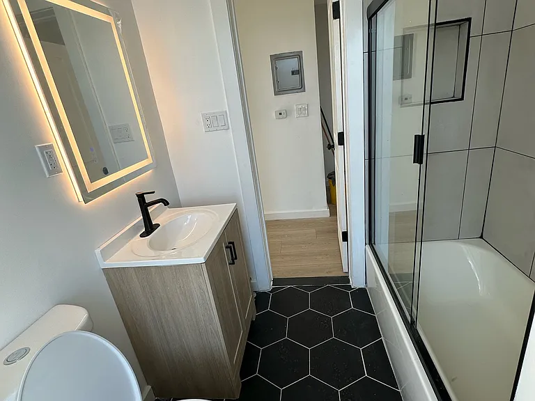 851 Madison Ave #3A — Photo 3