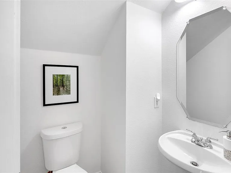 3332 Munstead Trl — Photo 7