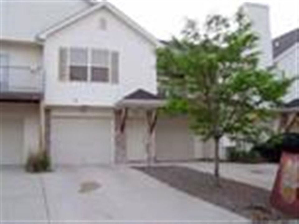 1st image of 3213 Kildaire Dr #2F