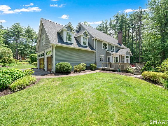 3rd image of 11 Whitman Pond Road