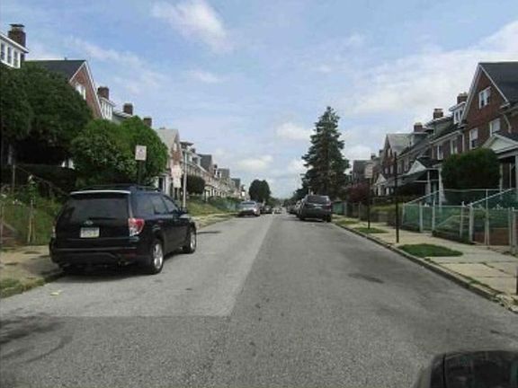Exterior Neighborhood (street photo)