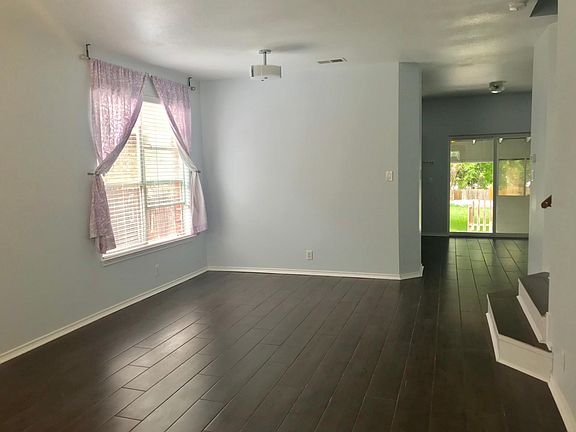 Living Area 2