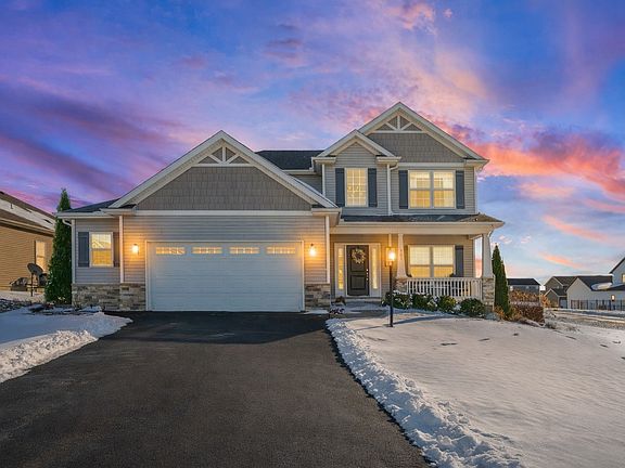 2nd image of 701 Country Ridge Dr