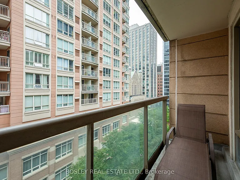 99 Hayden St #806 — Photo 23