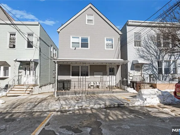 126 69th St, West New York, NJ 07093