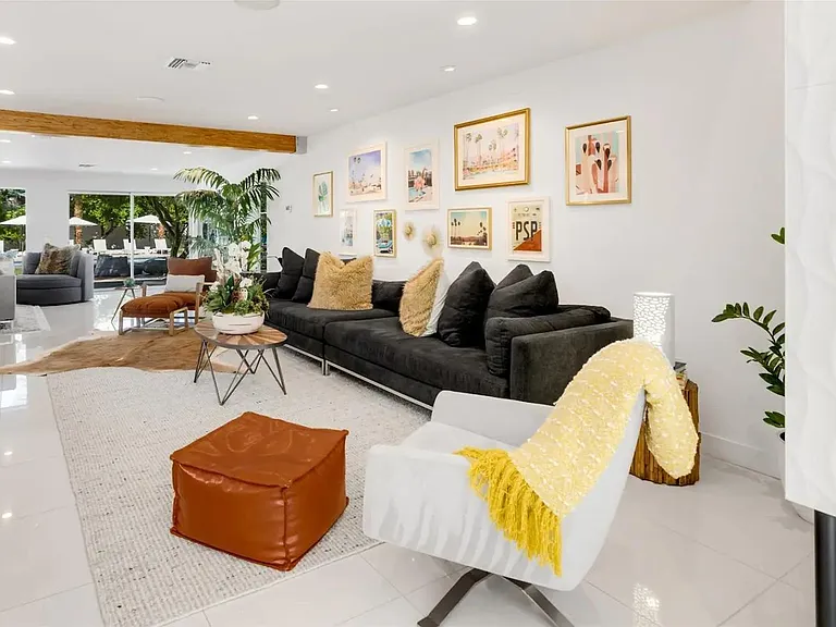 72382 Desert Dr — Photo 20