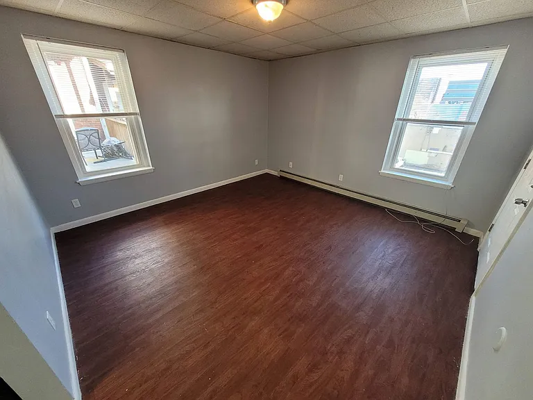 1358 Elm St. — Photo 3