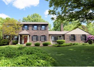 527 Old Forge Rd, Media, PA 19063