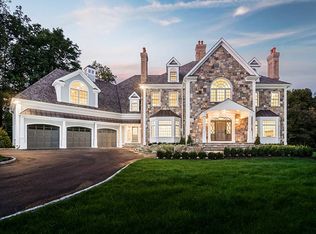 120 Senate Ln, Fairfield, CT 06824