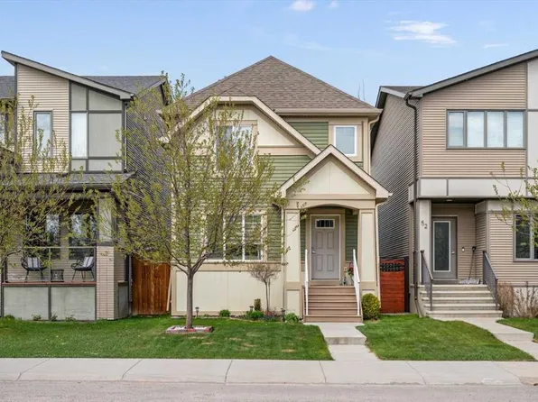 48 S Walgrove Grn SE, Calgary, AB T2X 2J1