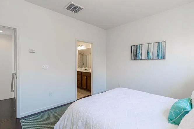 3rd floor - master bedroom