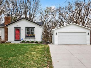 140 Hickory St, Saint Paul, MN 55115