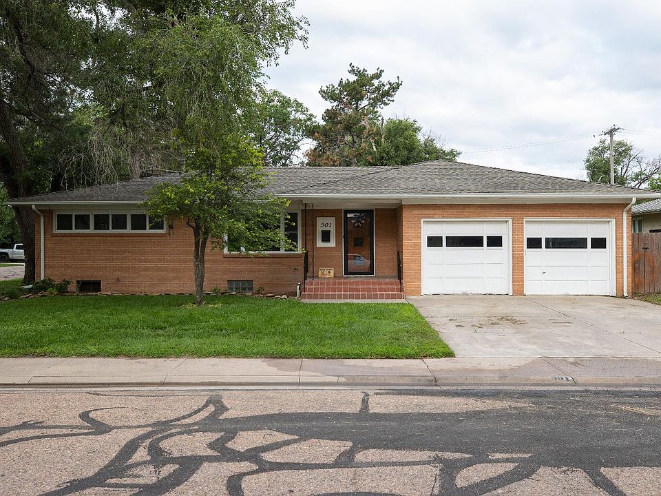 1st image of 901 Theron Pl