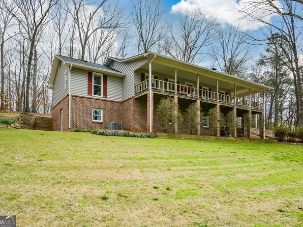 883 Tilley Rd, Talking Rock, GA 30175