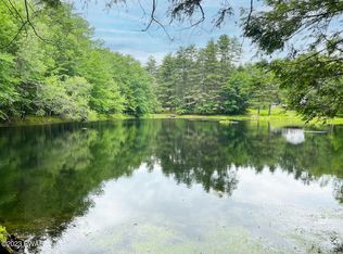 1011 Towpath Rd, Hawley, PA
