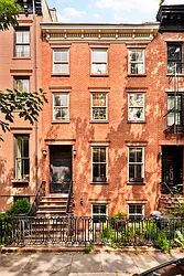 161 Warren Street in Cobble Hill