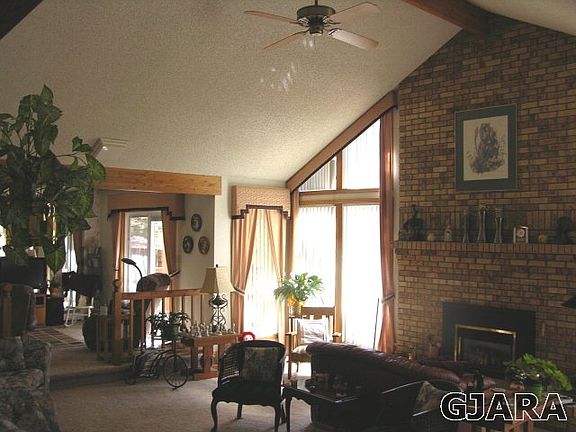 3rd image of 2325 Elderberry Ct