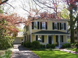 1110 Wheatland Ave, Lancaster, PA