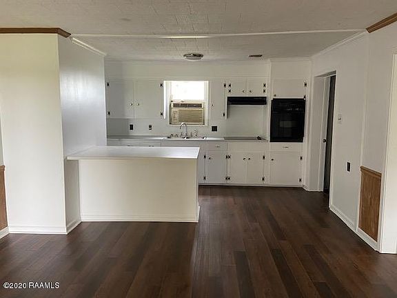 3rd image of 1218 Orange Grove Ave