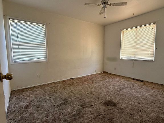 5th image of 176 Sequoia Dr