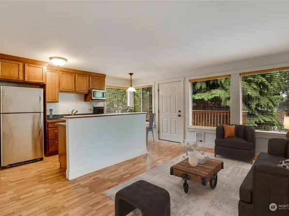422 N L Street #22-8, Tacoma, WA 98403