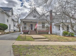 1463 W Wood St, Decatur, IL 62522