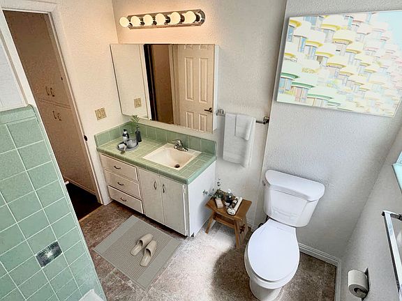 5th image of 778 N 300 W APT 20