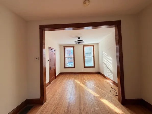 2527 N California Ave #1N, Chicago, IL 60647