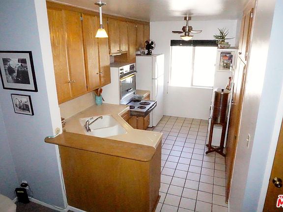 5th image of 315 N Louise St Unit 310