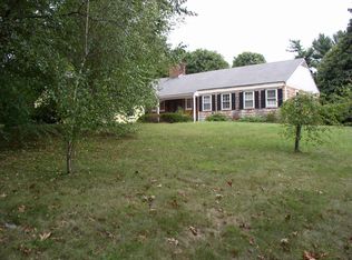 582 N Country Rd, Saint James, NY 11780