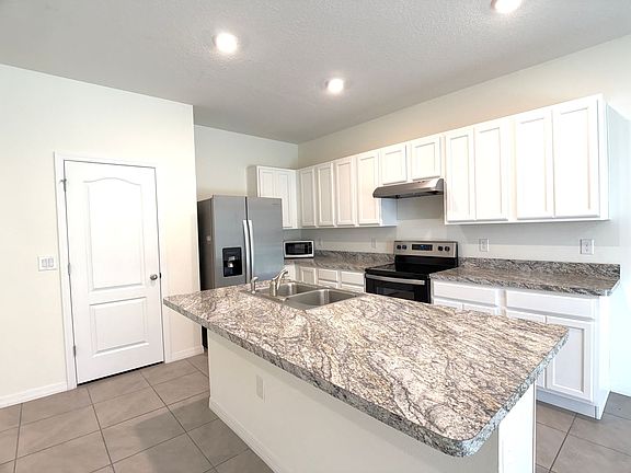 5th image of 386 Feltrim Reserve Blvd #386
