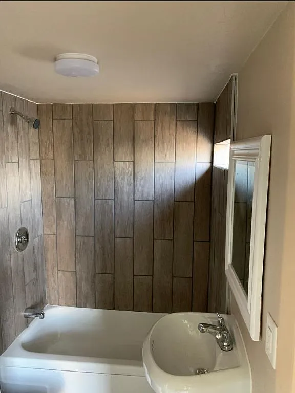 226 W Delano St, Unit 3 — Photo 4