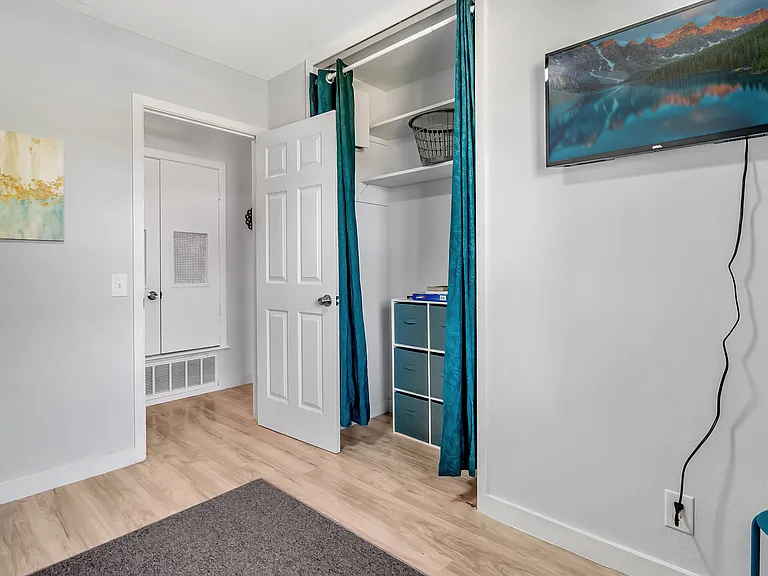 1322 Meadow Knoll Dr — Photo 15