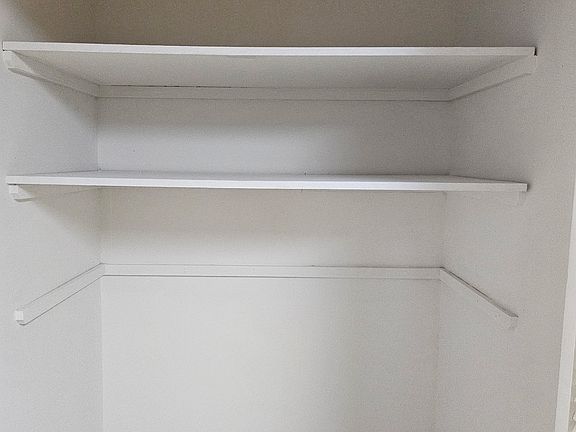 4th image of 1550 Davenport Pl #1