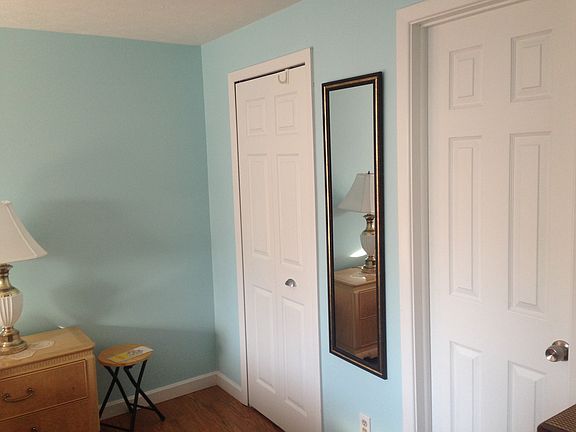 MASTER BED WALK IN CLOSET