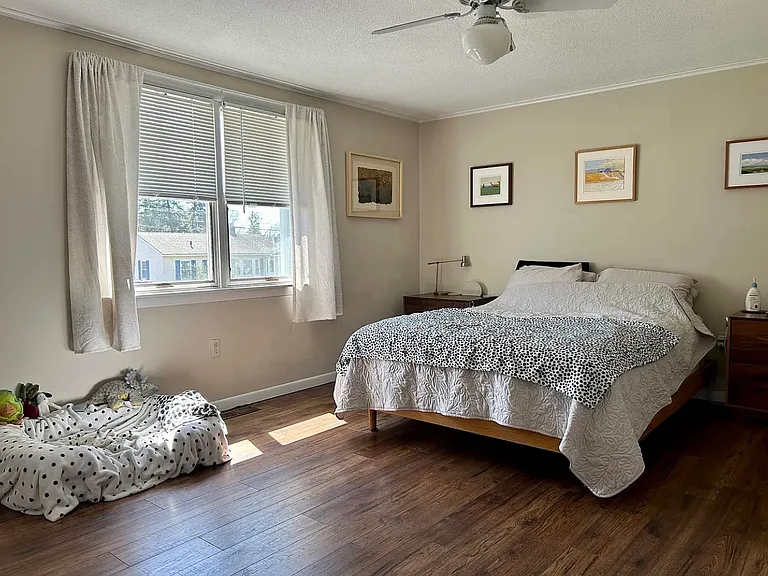 44A Oak St #A — Photo 6