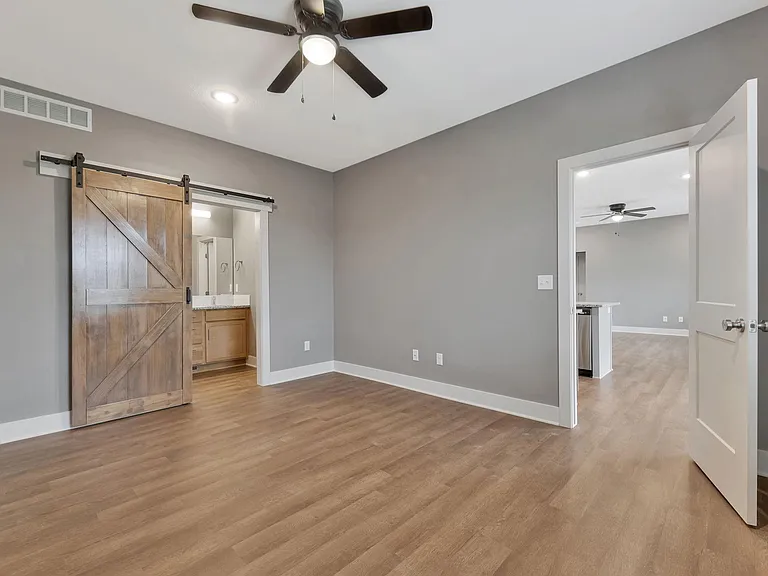4617 S Doris Ct — Photo 23