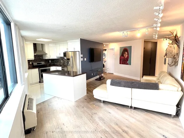 250 Queens Quay W, Toronto, ON