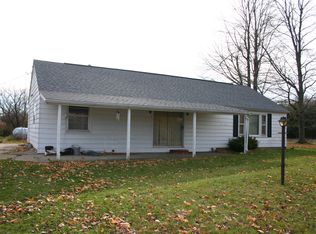 12595 Kellogg School Rd, Delton, MI 49046