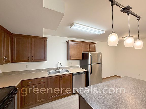 5th image of 1415 Evergreen Park Dr SW #104