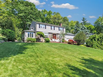 316 Canterbury Ln, Fairfield, CT, 06825