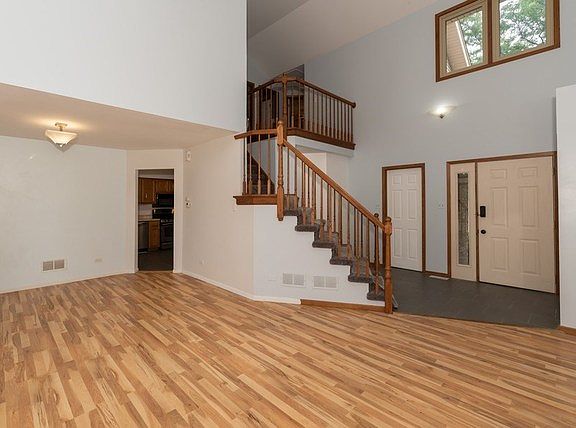3rd image of 17122 Jeremy Ln