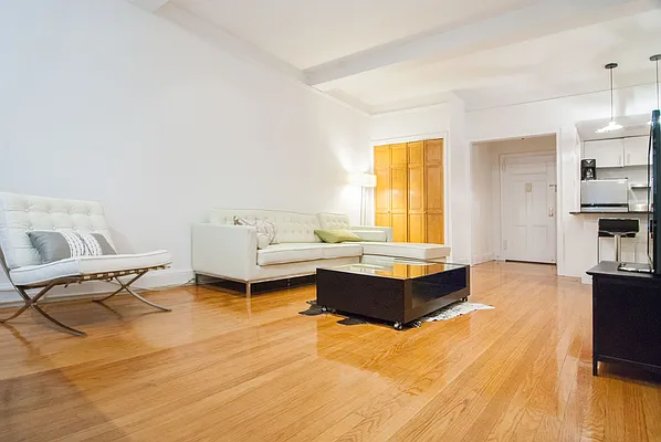 Rented by WAM Partners - William Moses Co. | media 73